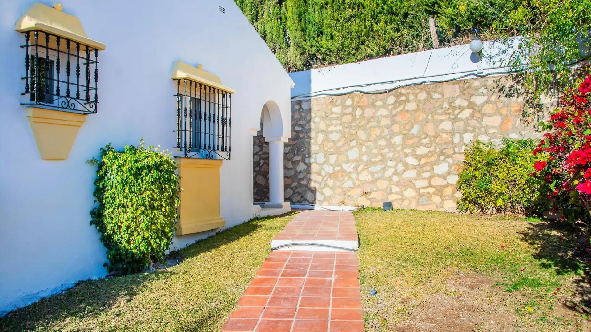 Riviera Alto Escape Apartment Sitio de Calahonda