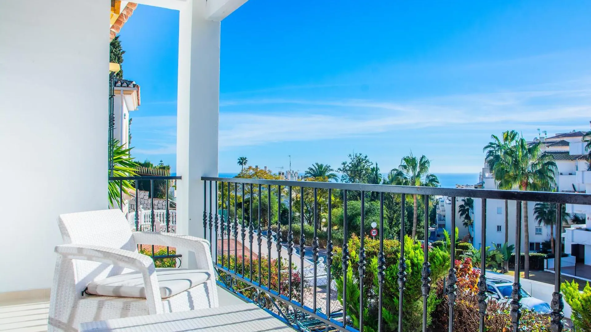 Riviera Alto Escape Apartment Sitio de Calahonda